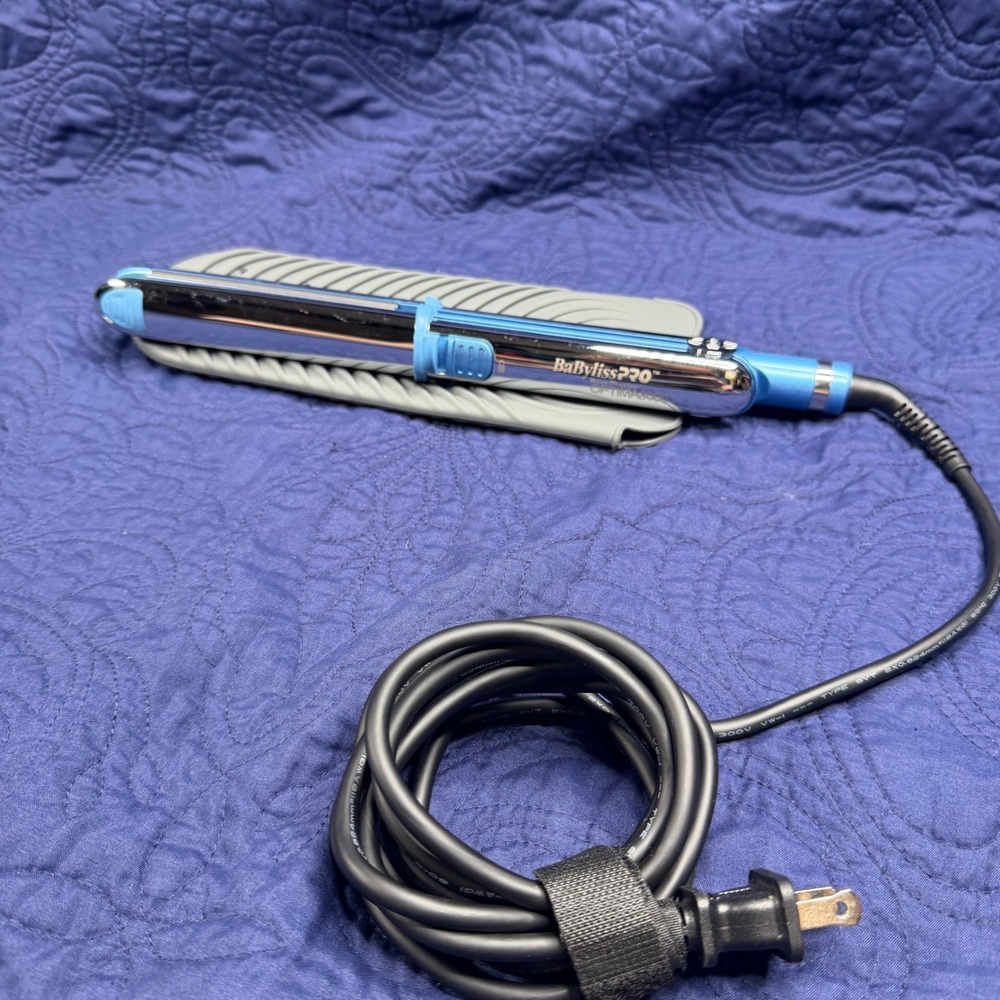 BaBylissPRO Nano Titanium Optima 3000 Flat Iron Blue Chrome BABSS3000T